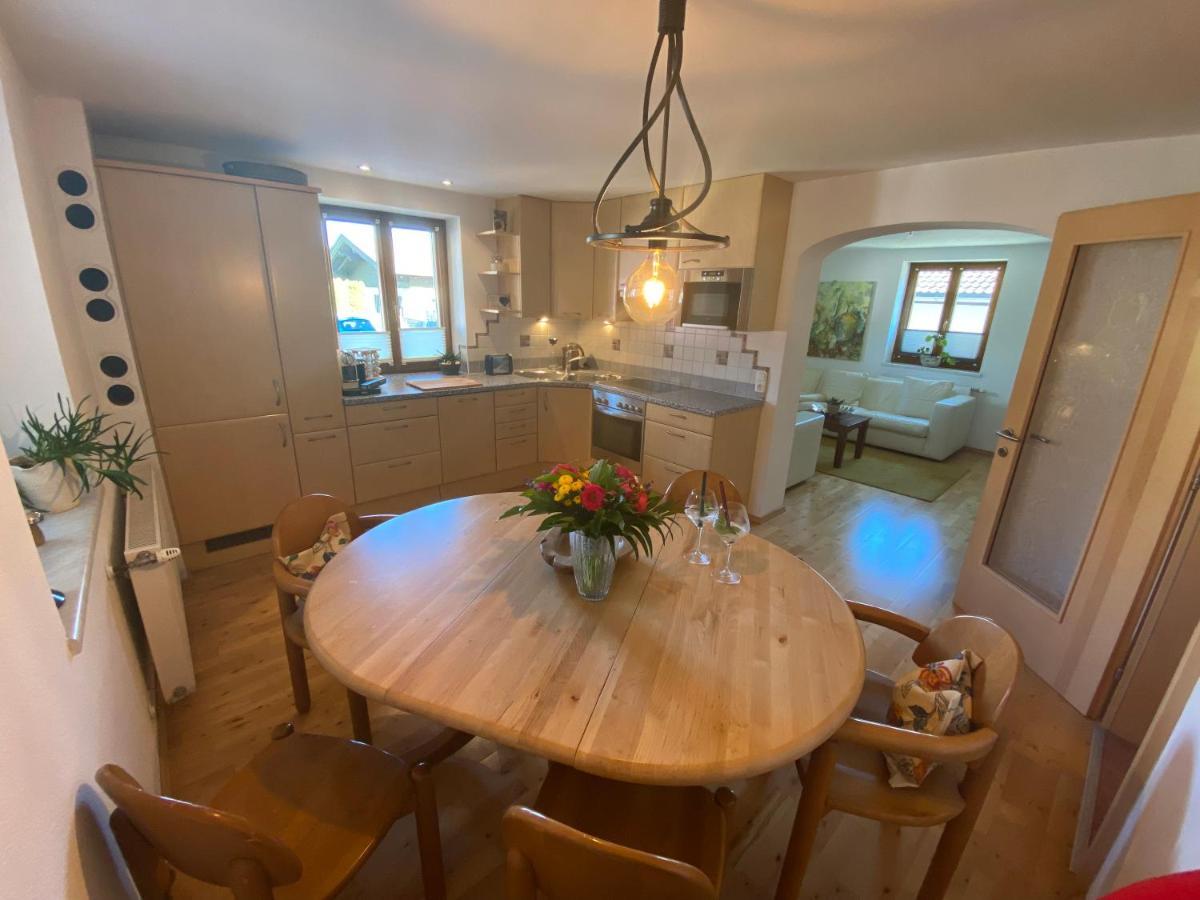 Zentral Gelegene Ferienwohnung In Saalfelden Esterno foto
